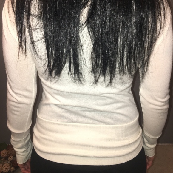 Color Story Top - Picture 2 of 5